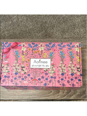 Pink Floral Bath Accessory Set
